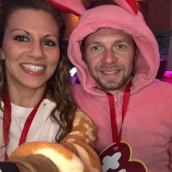 Meet poshers, Kelsey and Brian - Picture 4 of 5